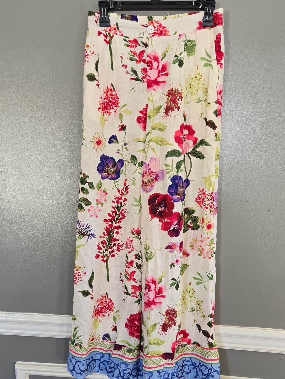 Floral Linen-Blend Maxi P in Cream and Pink